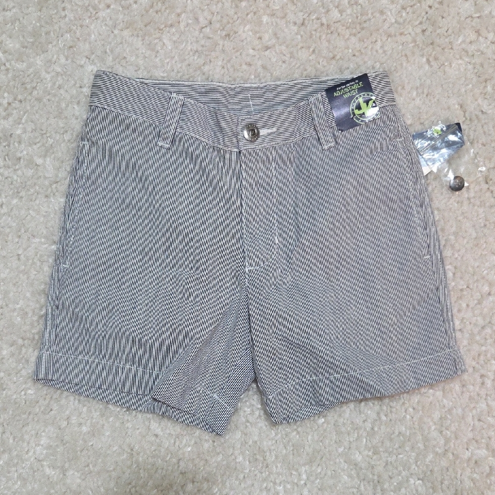 NWT J. Khaki Kids Navy and White Striped Boy's Shorts, Size 4 Toddler